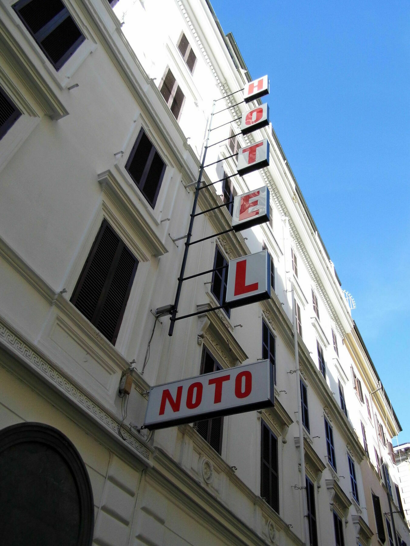 ราเอลี โฮเต็ล โนโต Hotel โรม ภายนอก รูปภาพ