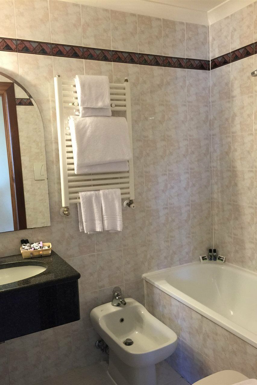 ราเอลี โฮเต็ล โนโต Hotel โรม ภายนอก รูปภาพ